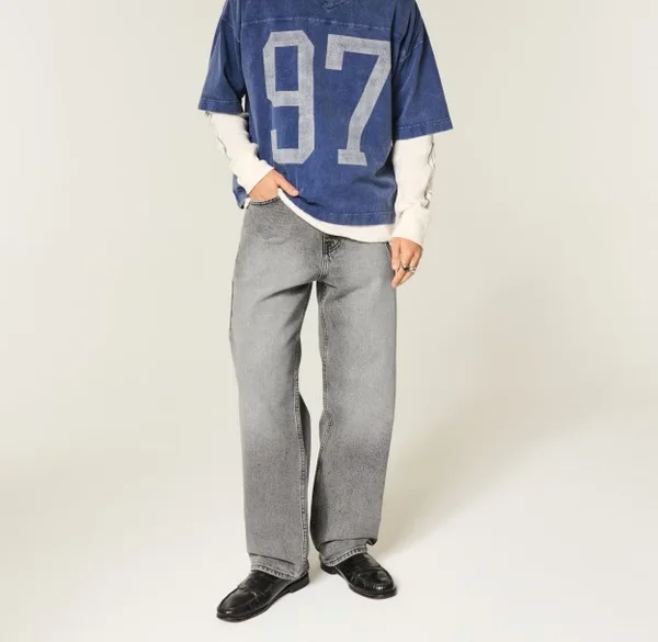 Vintage jersey layered look